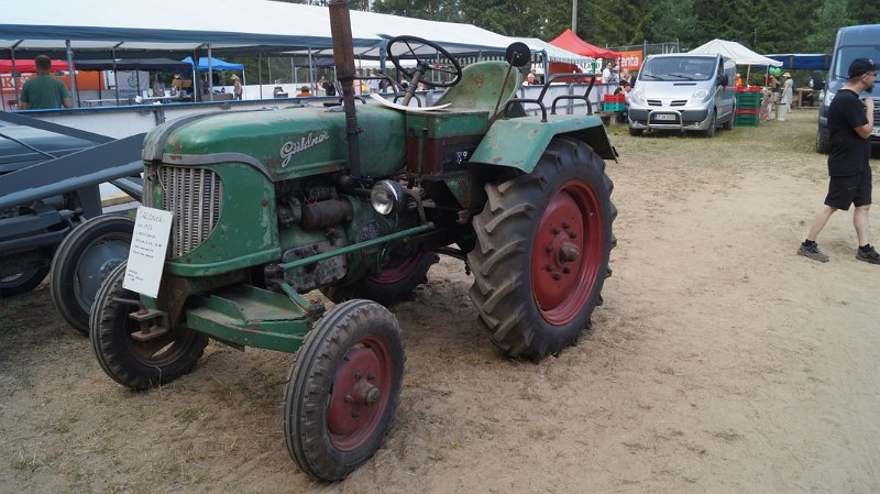 traktorit44.jpg