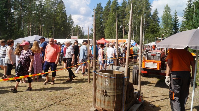 Työnäytökset17.jpg